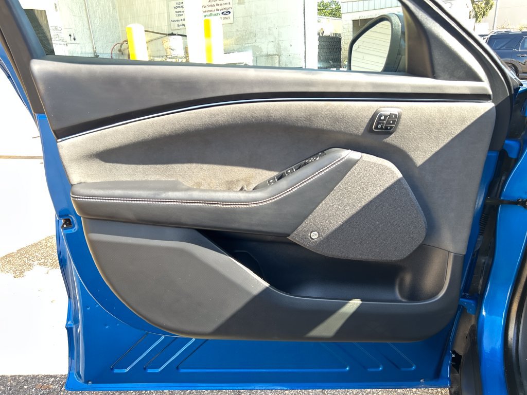 Used 2025 Ford Mustang Mach-E GT AWD/4WD image 9