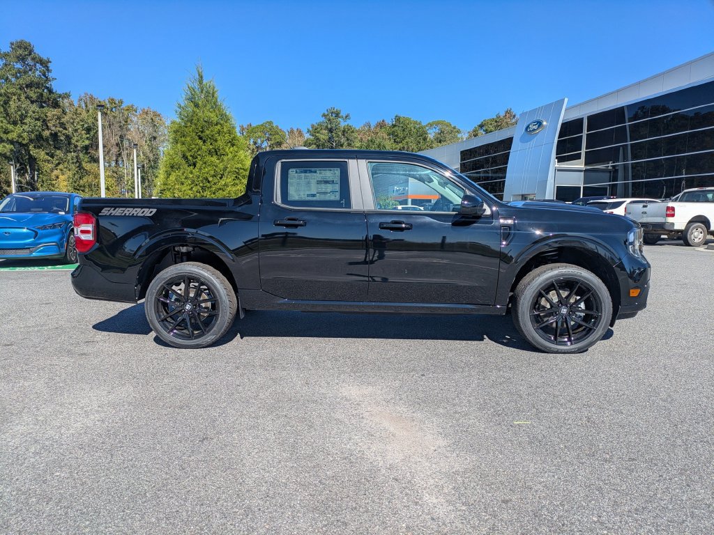 New 2026 Ford Maverick XLT w/ XLT Luxury Package FWD image 3