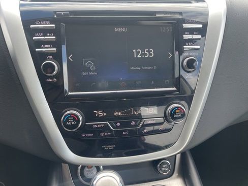Used 2017 Nissan Murano SV image 22
