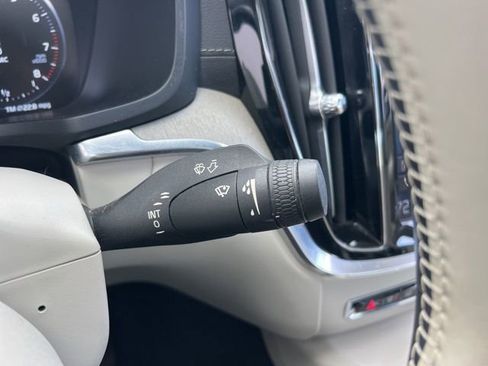 Used 2020 Volvo S60 T5 Inscription w/ Protection Package Premier image 26