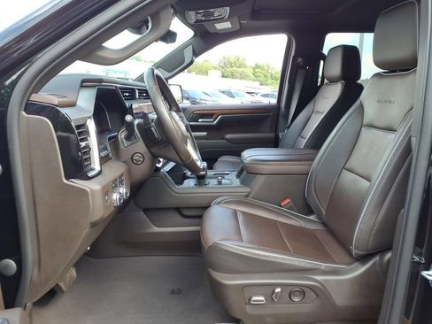 Used 2023 GMC Sierra 1500 Denali w/ Denali Reserve Package AWD/4WD image 11
