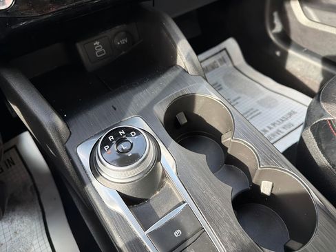 Used 2025 Ford Escape ST-Line w/ Equipment Group 301A image 46