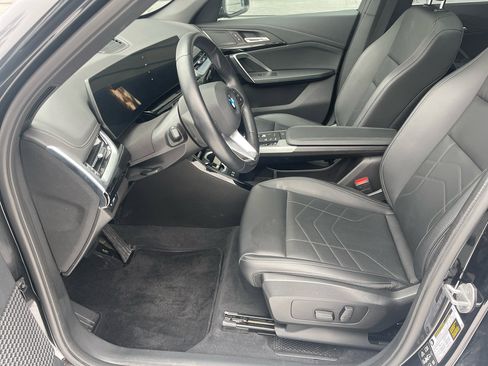 Used 2025 BMW X1 xDrive28i image 11