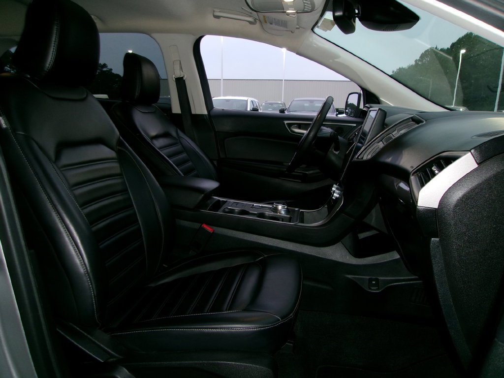 Used 2024 Ford Edge SEL AWD/4WD image 21