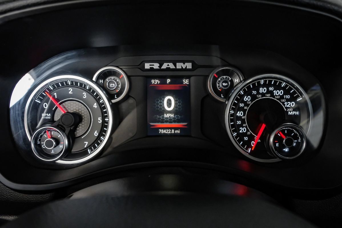 Used 2024 RAM 2500 Big Horn AWD/4WD image 17