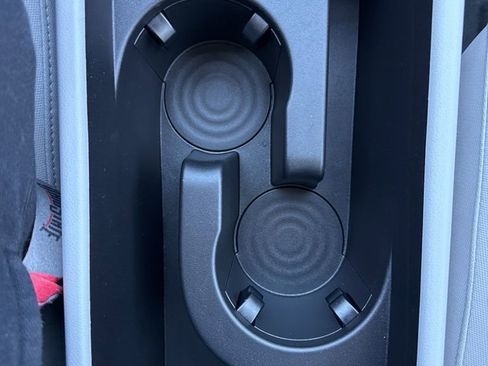 New 2026 Hyundai Kona SE image 32