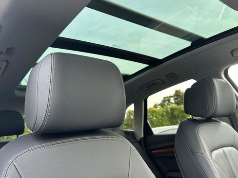 Used 2023 Audi Q5 2.0T Premium Plus w/ Premium Plus Package image 16