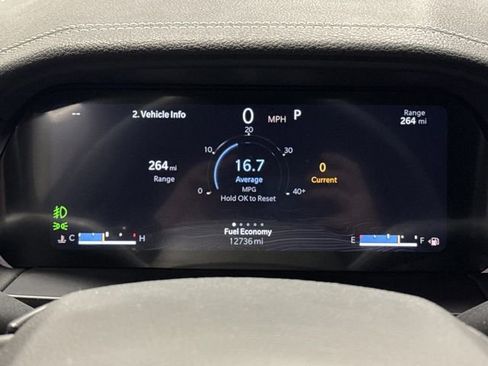 Used 2023 Jeep Grand Cherokee Limited w/ Luxury Tech Group II image 19