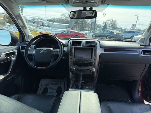 Used 2015 Lexus GX 460 w/ Premium Package image 22