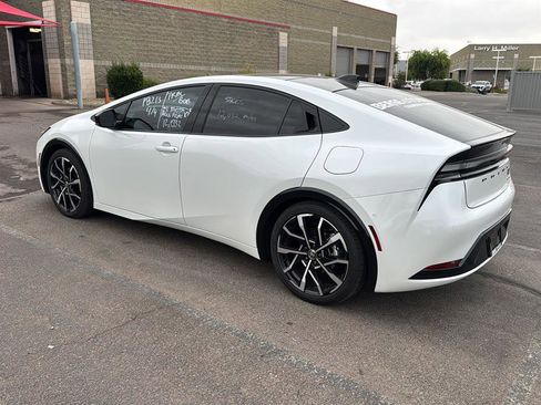 Used 2025 Toyota Prius Plug-In Hybrid w/ Limited Premium Package image 3