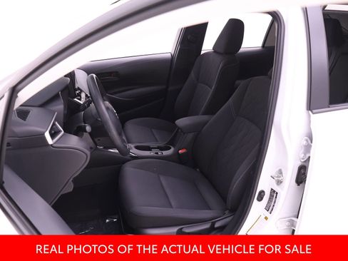 Certified 2025 Toyota Corolla LE w/ LE Premium Package FWD image 4