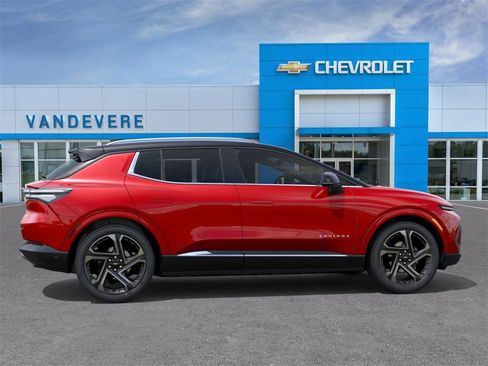 New 2025 Chevrolet Equinox EV LT image 5