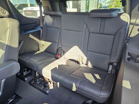 New 2026 Chevrolet Tahoe RST image 18