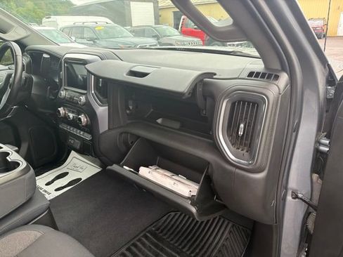 Used 2019 GMC Sierra 1500 SLE w/ SLE Value Package AWD/4WD image 36