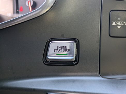 Used 2019 Chevrolet Corvette Z06 w/ Chrome Badge Package image 29