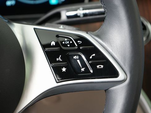 Certified 2023 Mercedes-Benz C 300 4MATIC Sedan image 20