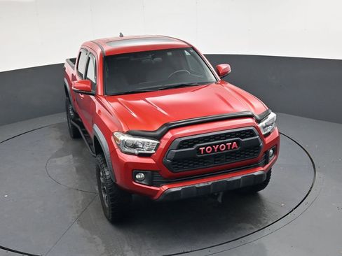 Used 2016 Toyota Tacoma TRD Off-Road image 24