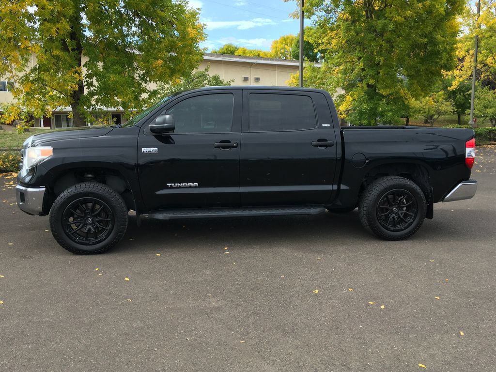 Used 2016 Toyota Tundra SR5 AWD/4WD image 3