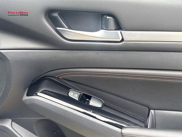 Certified 2023 Nissan Altima 2.5 SR FWD image 13