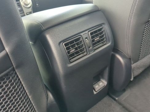 Used 2024 Toyota 4Runner SR5 Premium w/ Moonroof Package AWD/4WD image 18