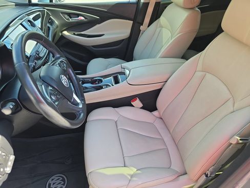 Used 2019 Buick Envision Premium w/ Driver Confidence Package AWD/4WD image 20