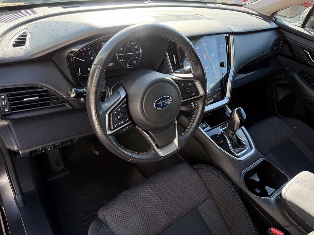 Used 2025 Subaru Outback Premium AWD/4WD image 12