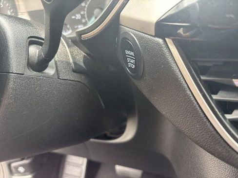 Used 2022 Ford Escape SEL AWD/4WD image 20