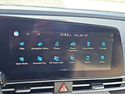 Used 2022 Hyundai Elantra Limited image 27