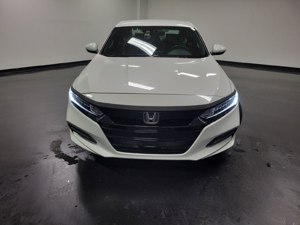 Used 2019 Honda Accord Sport image 2