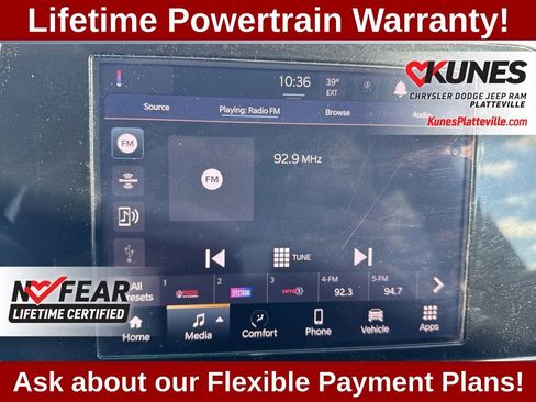 Used 2025 Jeep Compass Latitude image 17