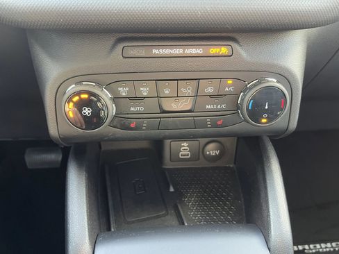 Used 2024 Ford Bronco Sport Heritage w/ Heritage Convenience Package AWD/4WD image 27