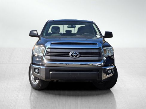 Used 2015 Toyota Tundra SR5 image 2