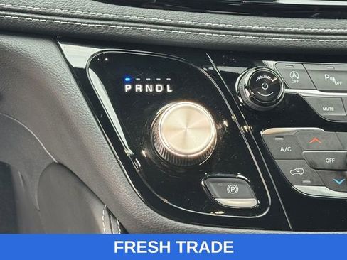 Used 2026 Chrysler Pacifica Limited image 23
