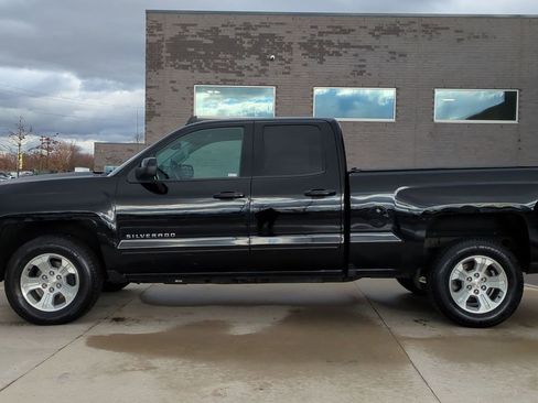 Used 2019 Chevrolet Silverado 1500 LT w/ All Star Edition image 3