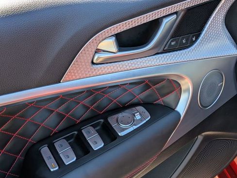 Used 2023 Genesis G70 3.3T w/ Sport Prestige Package image 9