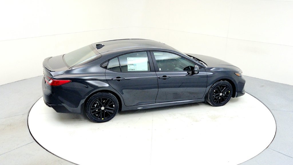 Certified 2026 Toyota Camry SE AWD/4WD image 18
