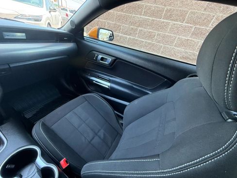 Used 2018 Ford Mustang GT RWD image 43