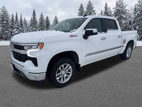 Used 2025 Chevrolet Silverado 1500 LT image 1