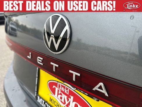Used 2025 Volkswagen Jetta S FWD image 35