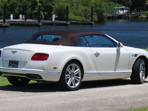 Used 2017 Bentley Continental GT AWD/4WD image 3