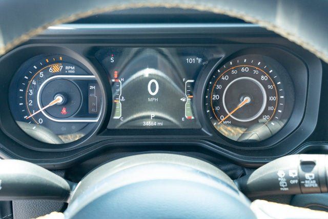 Certified 2025 Jeep Wrangler Unlimited Sahara AWD/4WD image 19