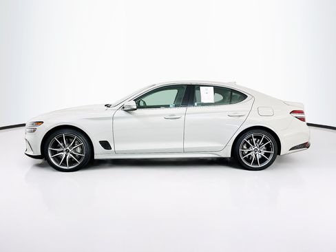 Used 2025 Genesis G70 2.5T AWD/4WD image 4