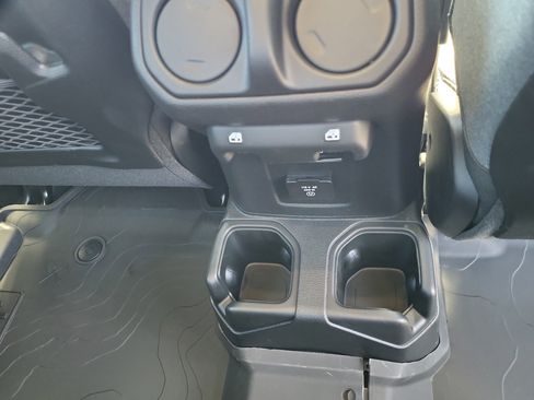 New 2026 Jeep Gladiator Rubicon AWD/4WD image 15