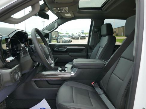 New 2026 Chevrolet Silverado 2500 LTZ w/ LTZ Plus Package AWD/4WD image 16