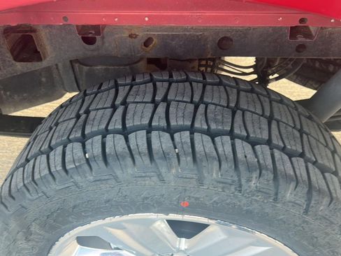 Used 2019 Ford F150 XLT w/ Equipment Group 302A Luxury image 11