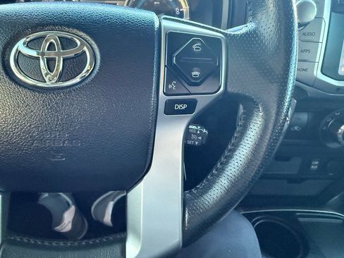 Used 2016 Toyota 4Runner SR5 image 30