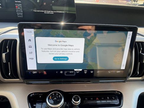 Used 2025 Ford Expedition Max Active image 17