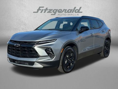 New 2026 Chevrolet Blazer LT w/ Midnight/Sport Edition image 3