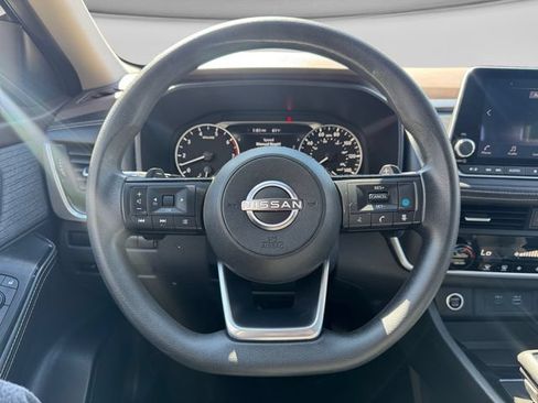Used 2023 Nissan Rogue SV AWD/4WD image 12