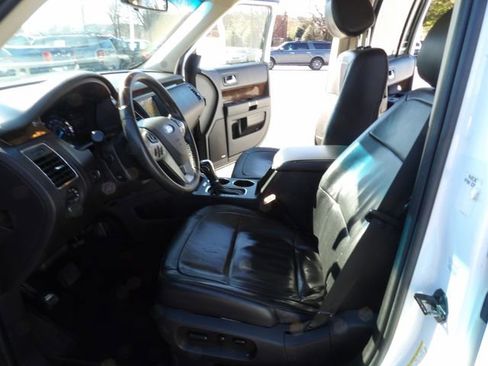 Used 2019 Ford Flex Limited image 21